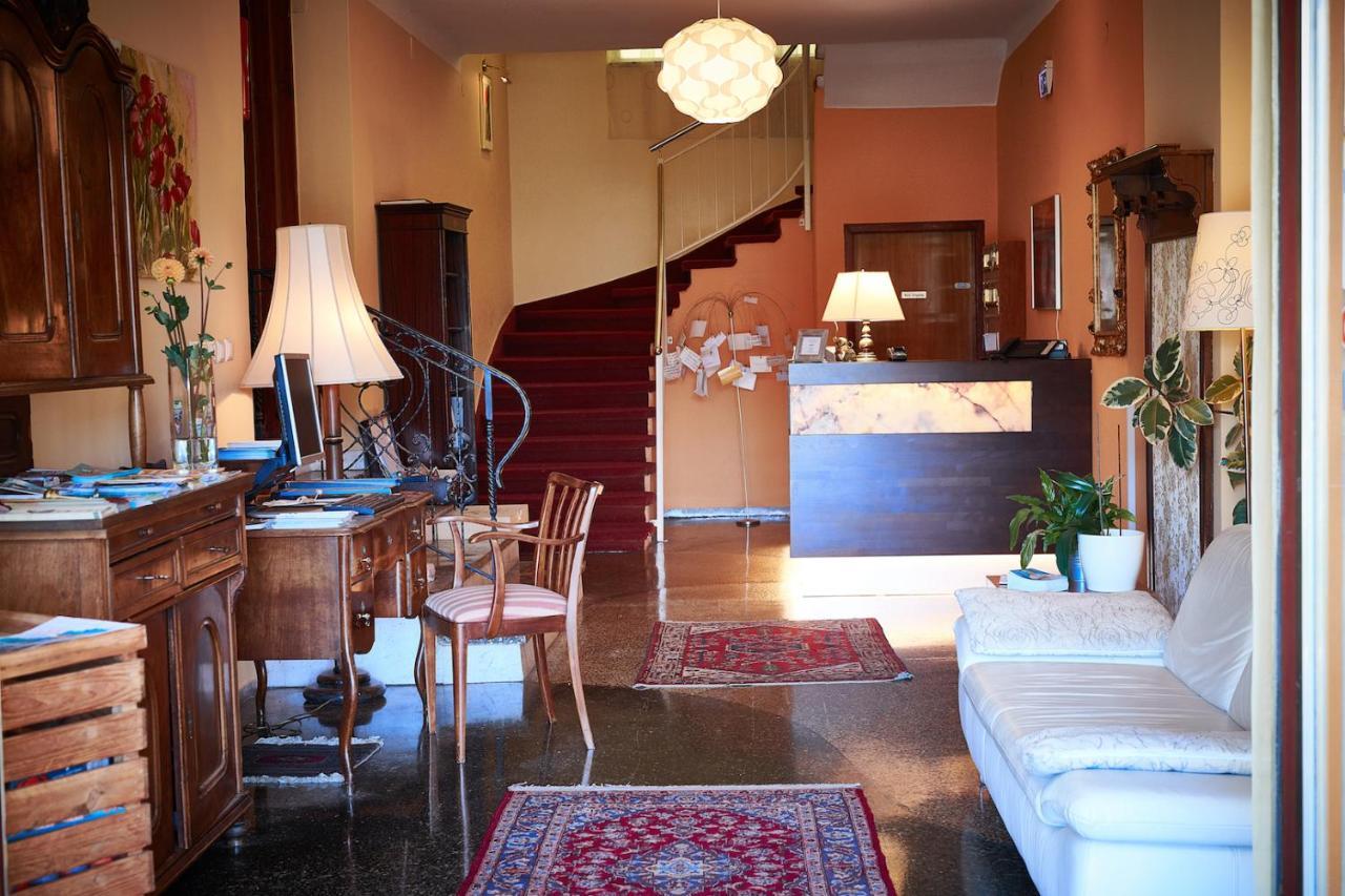 Hotel - Restaurant Soleo Krumpendorf Esterno foto